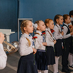 Вокальный ансамбль выступает в галерее на Нагорной. руководитель А.Р. Попцова