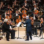 Валерий Гергиев и оркестр Мариинского театра. Фото Александра Шапунова
