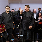 Сергей Давыдченко и Александр Сладковский. Фото предоставлено пресс-службой Московской филармонии