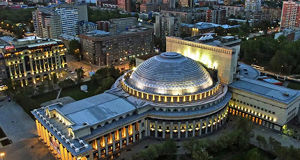 НОВЫЙ ЛИДЕР, ПЕРВОЕ ЗНАКОМСТВО, ДЕНЬ РОЖДЕНИЯ 