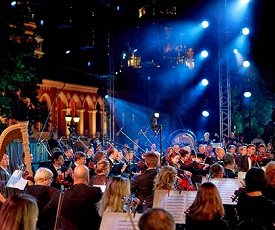 УСАДЕБНЫЕ ШЕДЕВРЫ