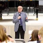 председатель жюри конкурса - Заслуженный деятель искусств РФ, композитор, профессор РАМ им. Гнесиных Чернов Геннадий Владимирович