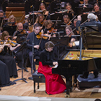 Играет Анна Цыбулёва. Фото предоставлено пресс-службой Московской филармони