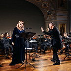 Диляра Идрисова, Артем Абашев и музыканты Musica Viva. Фото Иры Полярной предоставлено Apriori Arts Agency