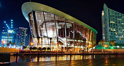 ОТ РИМА ДО ВЛАДИВОСТОКА, ОТ САУНДТРЕКА ДО РЕКВИЕМА 