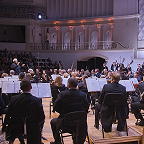 Александр Лазарев и музыканты ГАСО. Фото предоставлено пресс-службой Московской филармонии