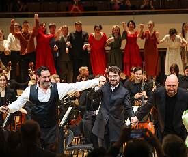 Удачное приношение, или Чтобы кипела кровь горячее!..