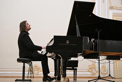 Многое в Малом 