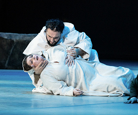 «Сила судьбы»: петербургская редакция в московской адаптации