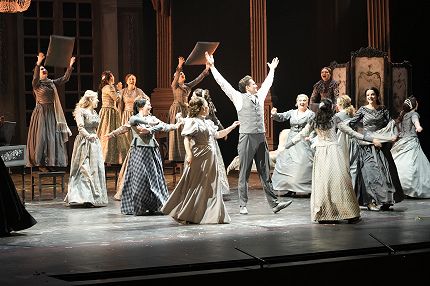 Петербургский дух на астраханской сцене