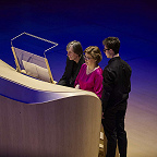 Играют Владимир Хомяков и Ольга Котлярова. Фото предоставлено пресс-службой МКЗ «Зарядье»