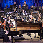 Элисо Вирсаладзе, Александр Рудин и музыканты РНО. Фото предоставлено пресс-службой МКЗ «Зарядье»