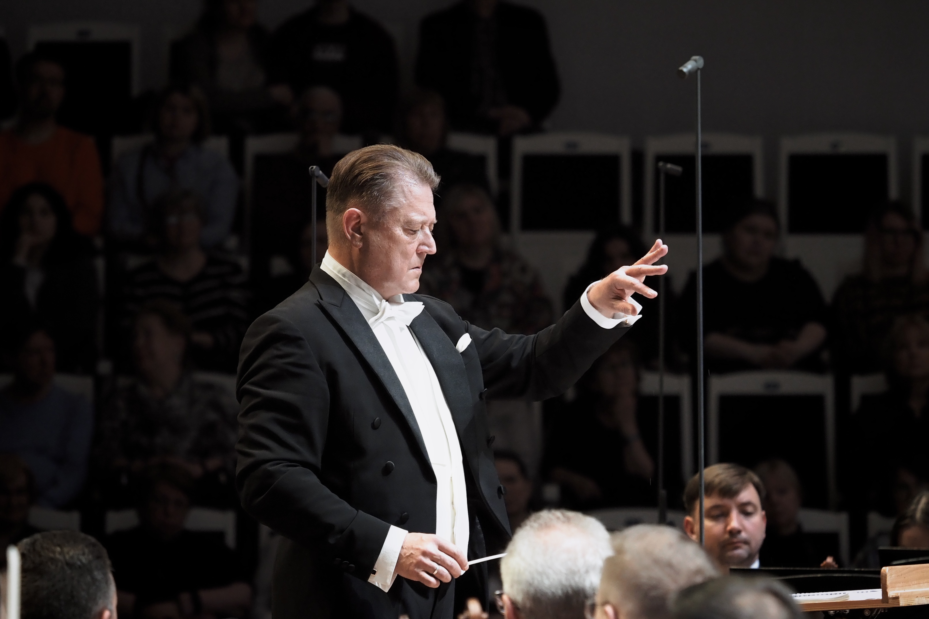  Дирижирует Александр Сладковский. Фото предоставлено пресс-службой ГАСО РТ