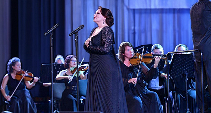 У САМОГО ЧЕРНОГО МОРЯ