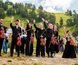 КОНЦЕРТЫ, ПИКНИКИ, ЭКСКУРСИИ